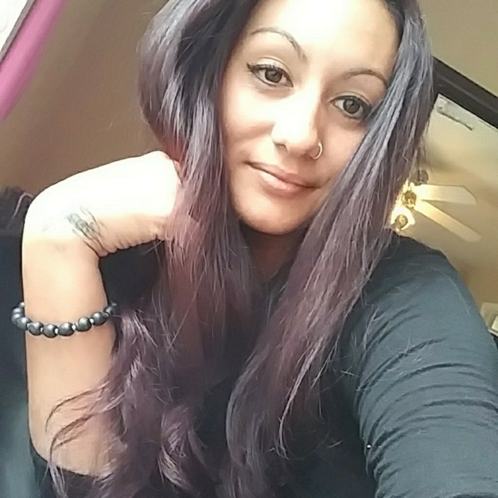 Meet your Posher, Candice